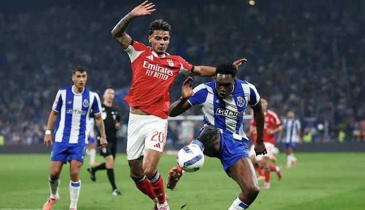 疯了！阿森纳反超利物浦登顶，皇马仅4.9%，10队概率榜藏惊天冷门？